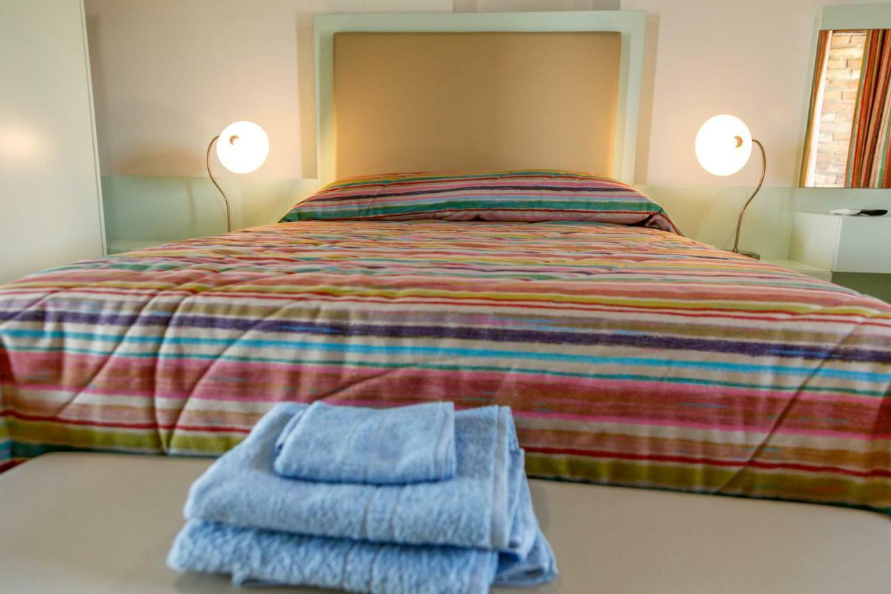 Farmakas Living Guest House Ngoại thất bức ảnh